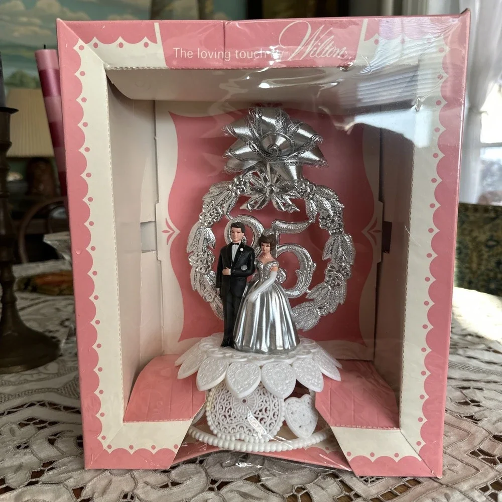 VTG 1960's Boxed Wilton Silver 25th Wedding Anniversary Cake Topper Bride Groom